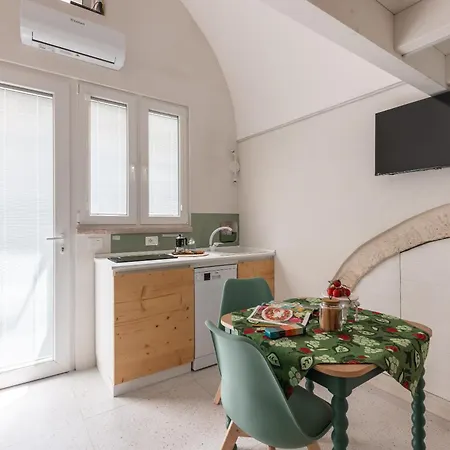 Hébergement de vacances Mandorleolio Versomare *