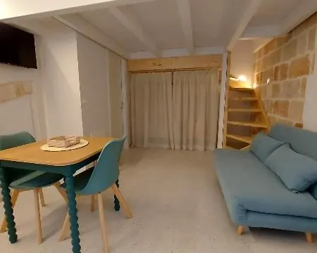 Mandorleolio Versomare Holiday home